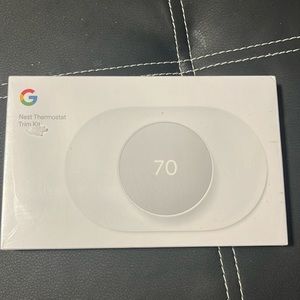Google Nest Thermostat trim kit. White.